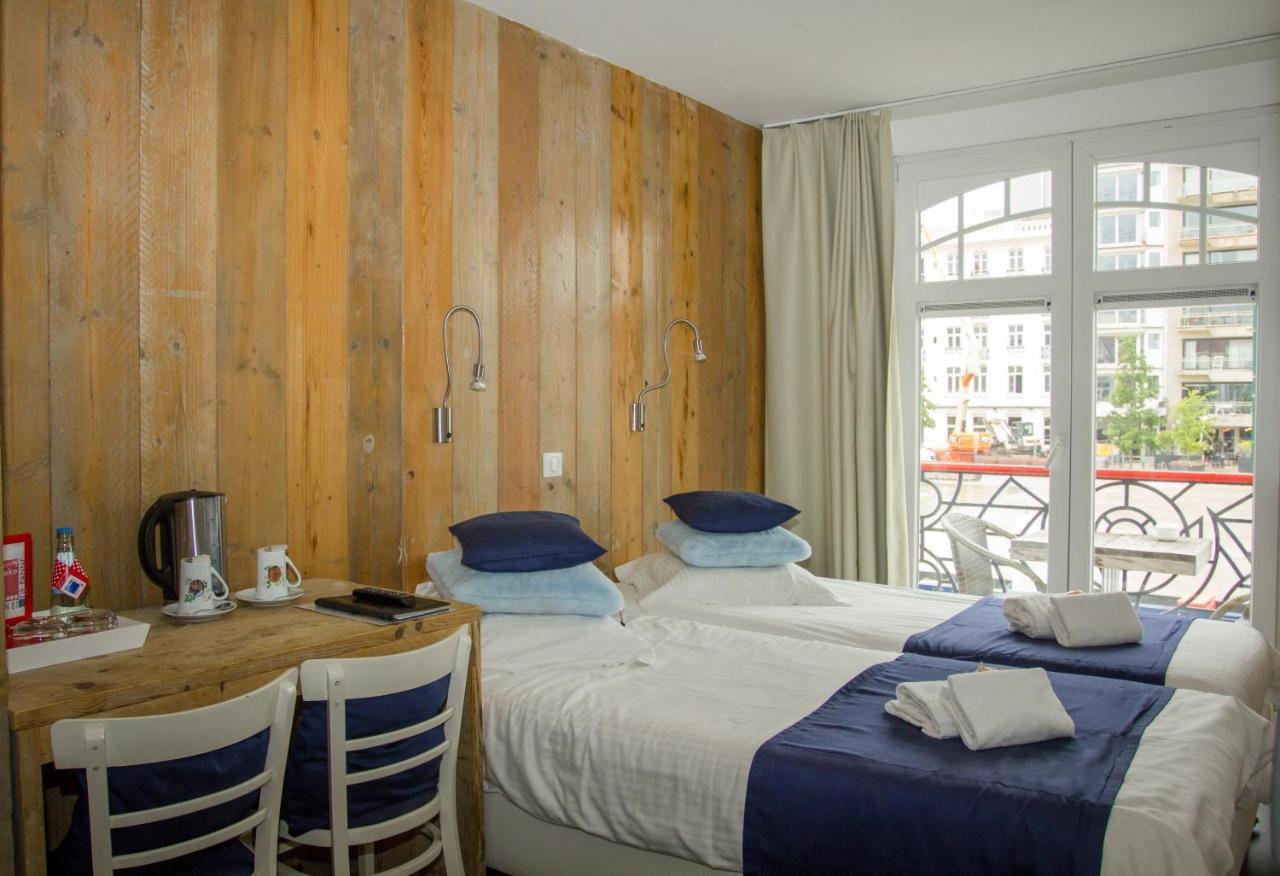 Hotel Aan Zee De Panne Bagian luar foto